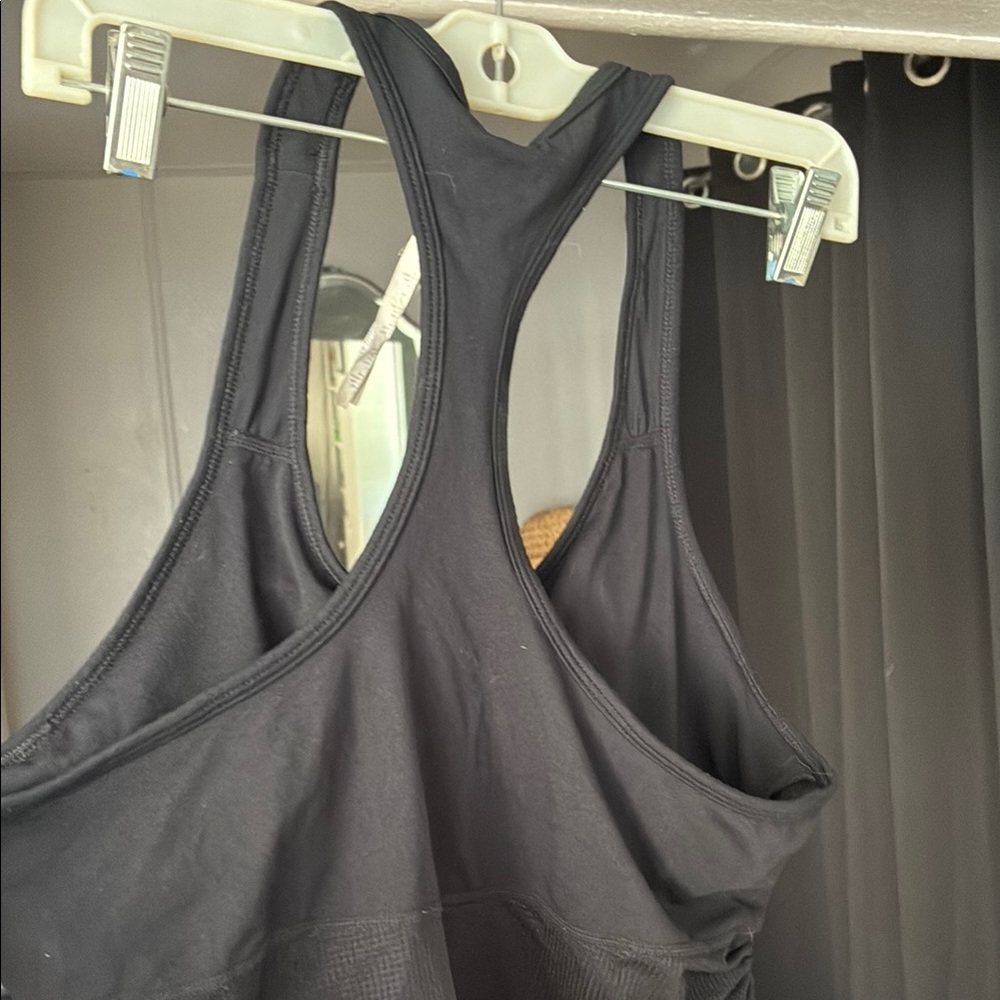 Fabletics Workout Top - Picture 8 of 8